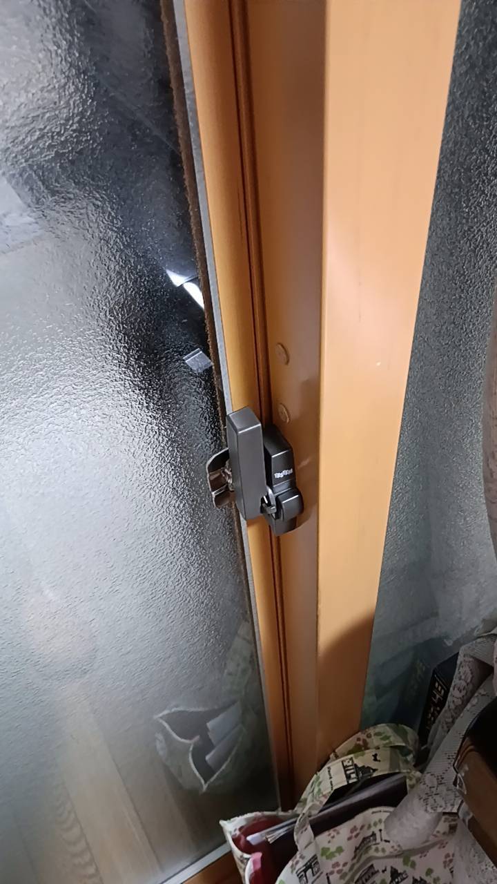 一般住宅のドア修理及び調整
